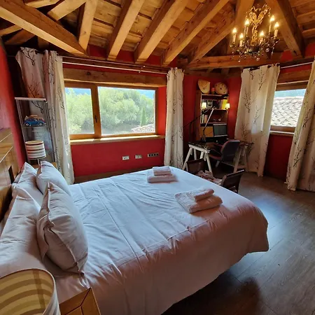 ヴィラ La Hacienda De Navafría